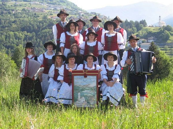 Balletto Folk di Bedollo
