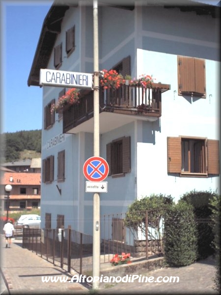 Caserma dei Crabinieri di Baselga di Pin�
