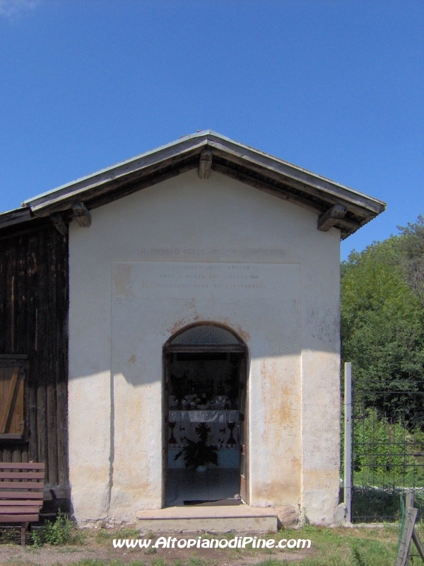 Cappella eretta dalla gente di Puel come ex voto alla Madonna nel 1836