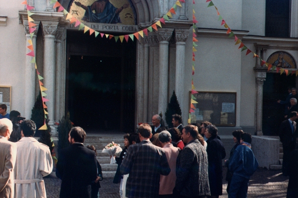 Il saluto della comunitá di Baselga - foto archivio Parrocchia S.Maria Assunta - Baselga