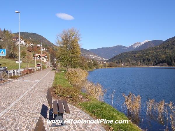 Lungolago della Serraia