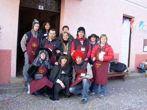 Alcuni organizzatori della Sagra di Santa Giuliana 2007 - Foto Flavia
