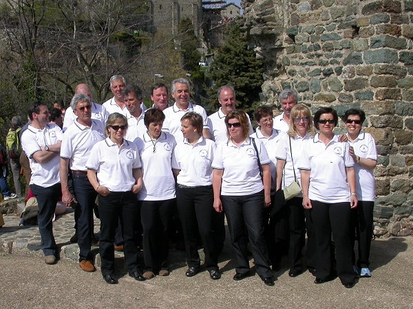 Foto di gruppo del Coro Santa Giuliana di Sternigo