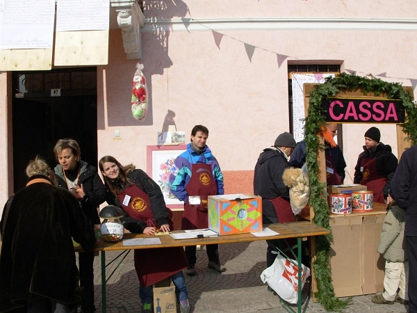 Cassa e scatola magica - foto Flavia