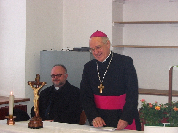 Il saluto dell'Arcivescovo Luigi Bressan - foto Luciano