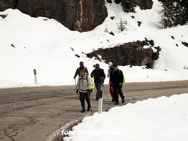 Pellegrinaggio Monte Berico-Piné 2013 - ancora neve - foto Daniele Sighel