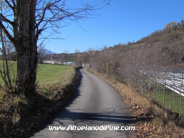 Via della Prestala - Miola [fotopercorsi/strada_campolongomiola34.jpg]