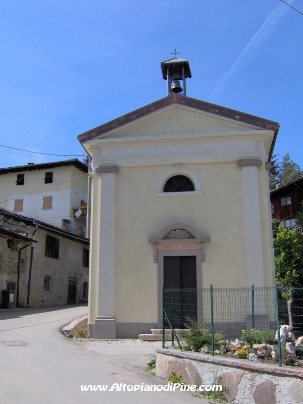 Chiesetta della località  Bernardi