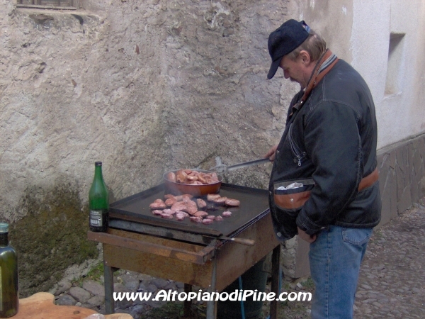 La cottura della carne alla piastra