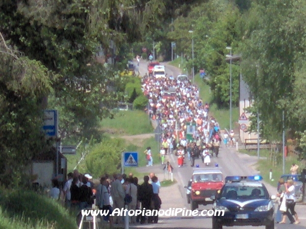 La processione passa per Vigo e Ferrari