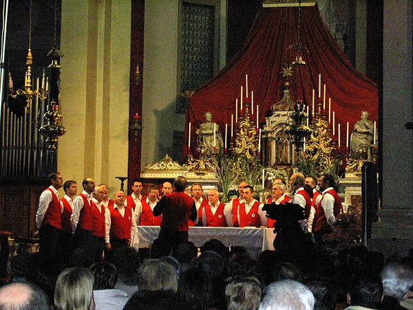 Concerto Natale 2007 - Resana (TV) - foto archivio Coro Costalta