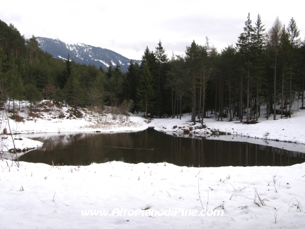Lago delle Rane con la neve