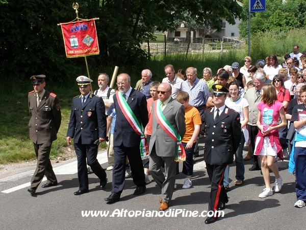 Sindaco di Baselga e Sindaco di Bedollo assieme ad altre autoritá
