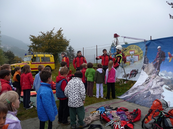 Incontro con il Soccorso Alpino - Foto di Cristina