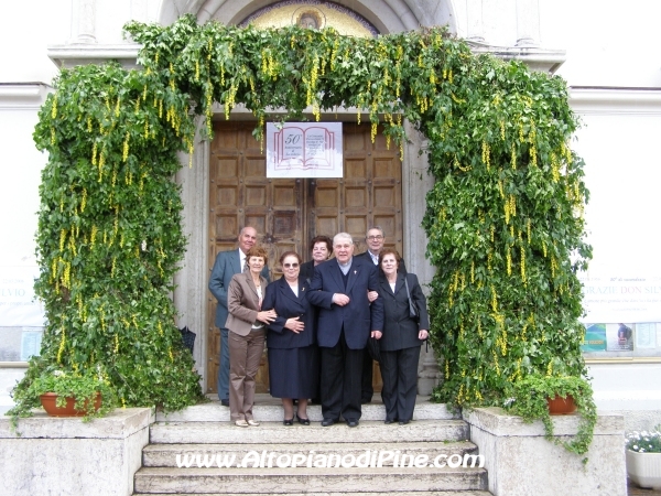 50°  sacerdozio don Silvio Benedetti - foto con fratelli e sorelle