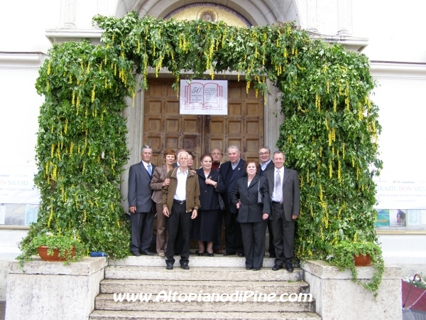 50°  sacerdozio don Silvio Benedetti - foto con alcuni parenti
