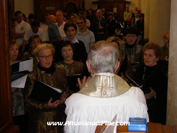 50°  sacerdozio don Silvio Benedetti - coro La Sorgente