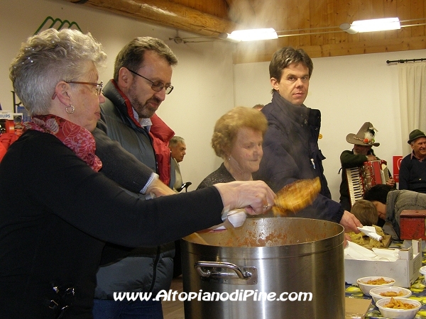 La distribuzione della pasta  - Carneval Bedolero