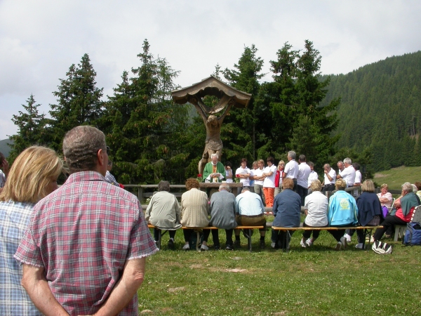 Gita a Malga Cambroncoi del Coro Santa Giuliana di Sternigo - foto Bruno Ioriatti