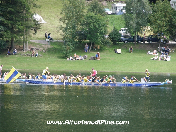 Momenti della gara di DragonBoat