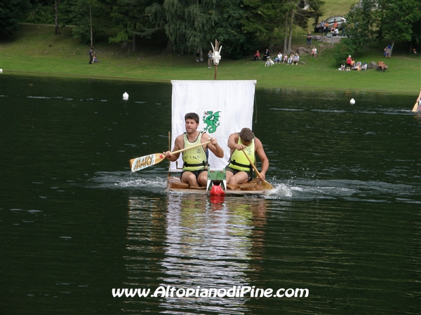 Momenti della gara di Crazy Boat 2008 - Baselga di Pine'