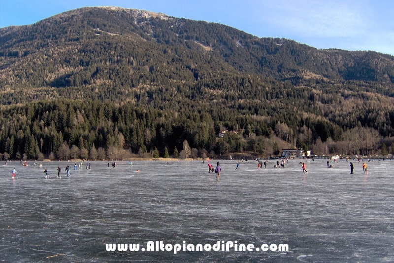 Lago ghiacciato della Serraia - Baselga di Piné 