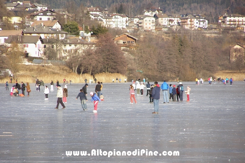 Lago ghiacciato della Serraia - Baselga di Piné 