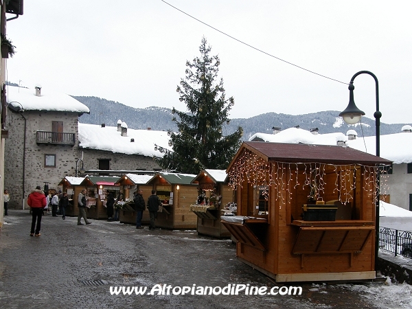 Mercatino di Natale 2008 - El paes dei Presepi 2008