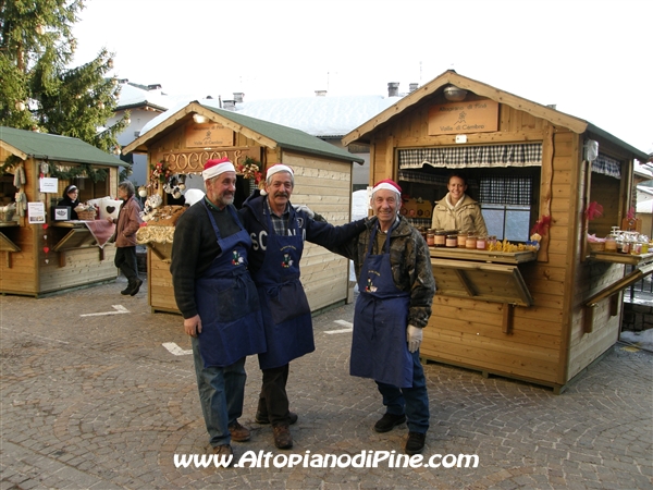 Mercatino di Natale 2008 - El paes dei Presepi 2008