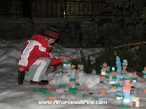 Posizionamento dei totem per costruire un presepe