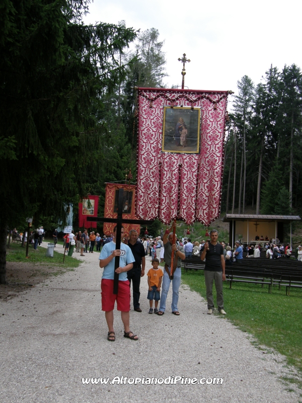 Inizio della processione in onore di S. Anna