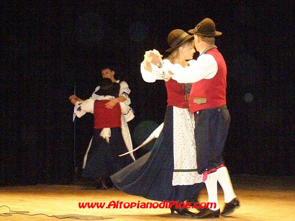 Festa Patronale Madonna di Piné 2008 - Balletto Folk Bedollo 