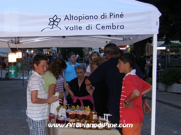 Piné  sotto le stelle 2008 - vendita miele