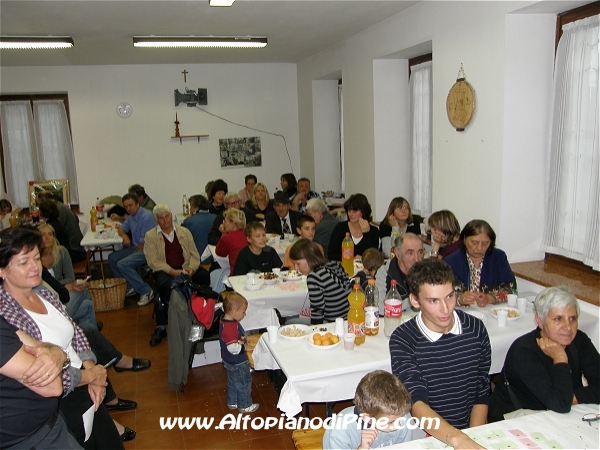 Vigo - Castagnata 2008: all'interno delle ex scuole