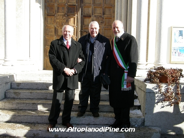Foto ricordo con il Sindaco di Bedollo Narcisio Svaldi e il Sindaco di Baselga di Piné Sergio Anesi