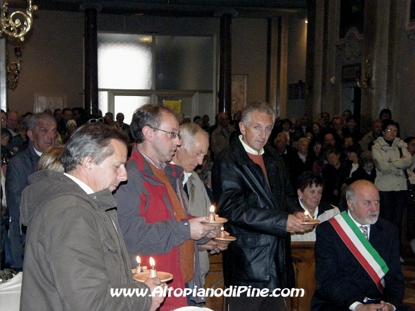I rappresentanti le 5 parrocchie di Miola, Baselga, Rizzolaga, Faida e Montagnaga 