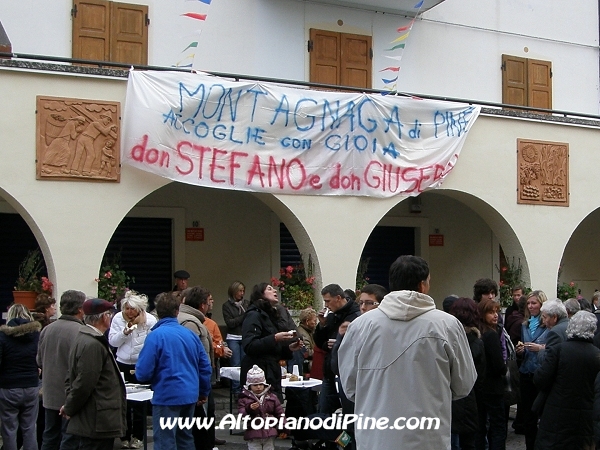 Momenti della festa di saluto a don Giuseppe e don Stefano