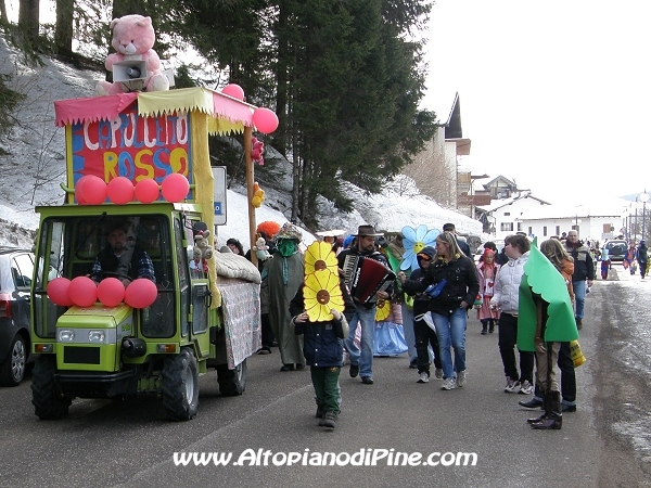 L'arrivo dei carri a Centrale - Carneval Bedolero 2009