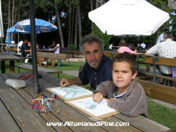 Padri che seguono i propri figli