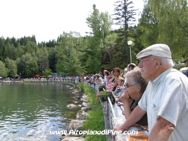 Il pubblico presente al Dragon Festival 2009 - Baselga di Pine'