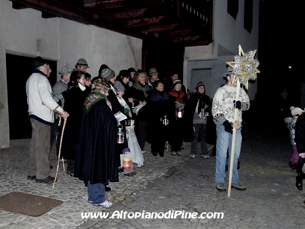 Coro La Valle di Sover - Mercatino di Natale 2009 - El paes dei Presepi 2009