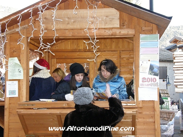 Mercatino di Natale 2009 - El paes dei Presepi 2009