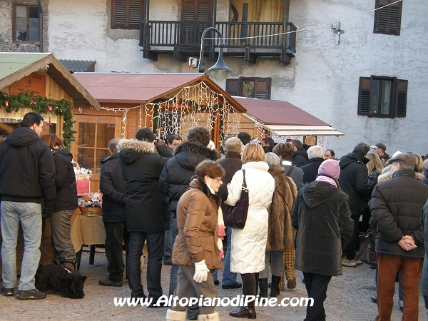 Mercatino di Natale 2009 - El paes dei Presepi 2009