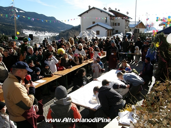 La sbigolada, gara dei piú grandi - Sagra di Santa Giuliana 2009