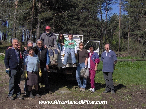 Giornata ecologica 2009 - uno dei tanti gruppi di volontari