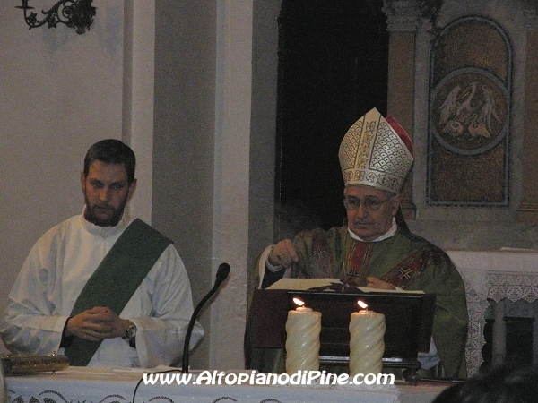 L'inizio della celebrazione religiosa 