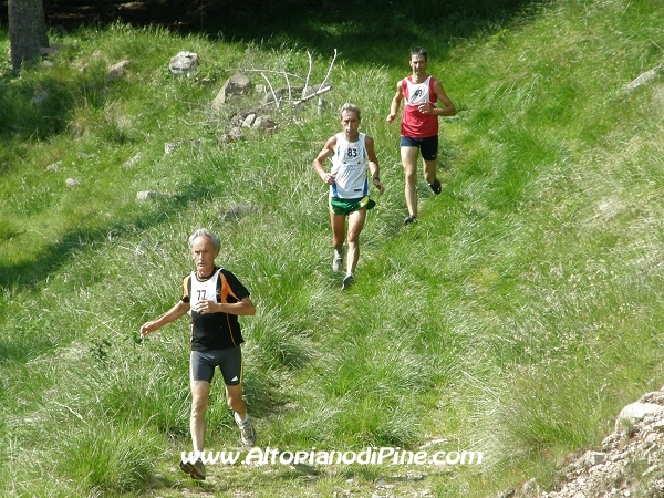 Atleti sul percorso di gara del 3 Trofeo Costalta - 11°  memorial Fiorella e Luca - 2010 