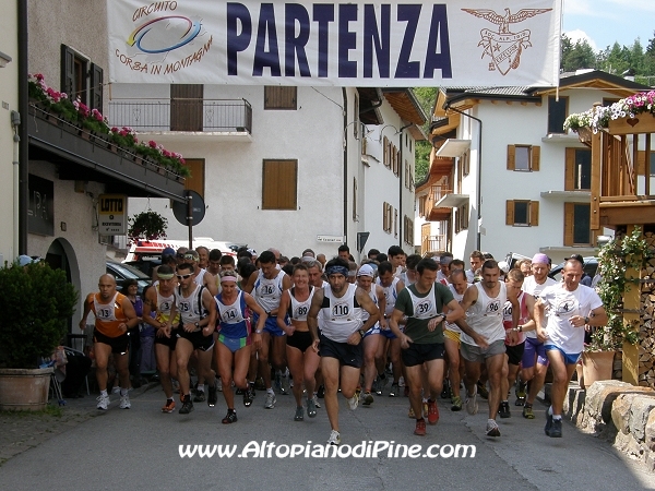 Partenza del 3 Trofeo Costalta - 11°  memorial Fiorella e Luca - 2010