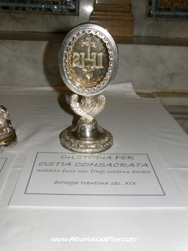 Mostra Arredi Sacri Parrocchia S. Maria Assunta - Baselga di Pine'
