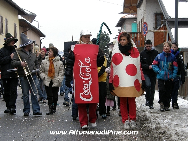 Pineé - Carnevale 2010 - Coca Cola e Pizza 